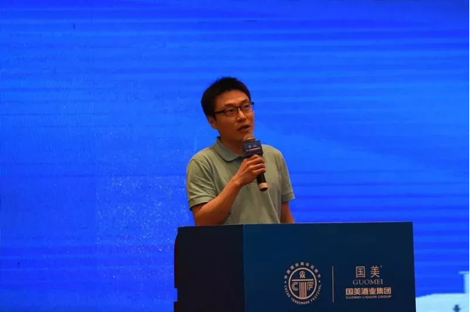 陶钧插图：本人照片.png